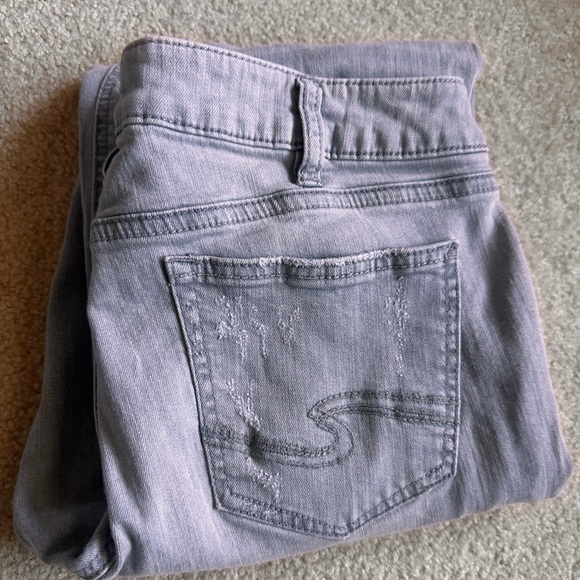 Silver Jeans Co. Aiko Ankle Crop Jeans Distressed Frayed Hem Denim - Picture 8 of 8